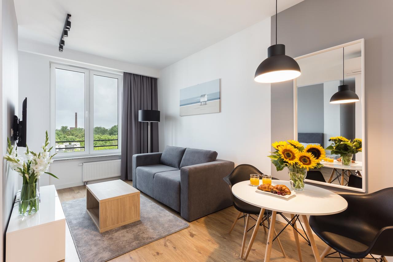 S6 By Platinum Residence Warschau Exterior foto