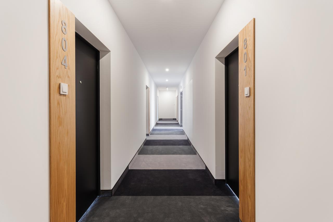 S6 By Platinum Residence Warschau Exterior foto